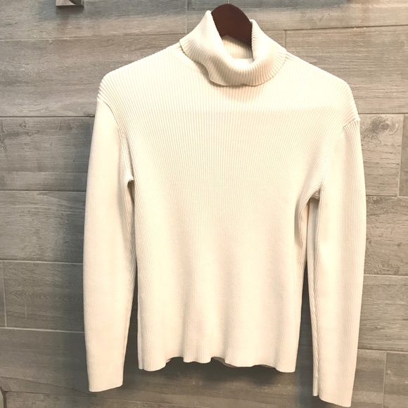 Brooks Brothers 346 Turtleneck Sweater 
